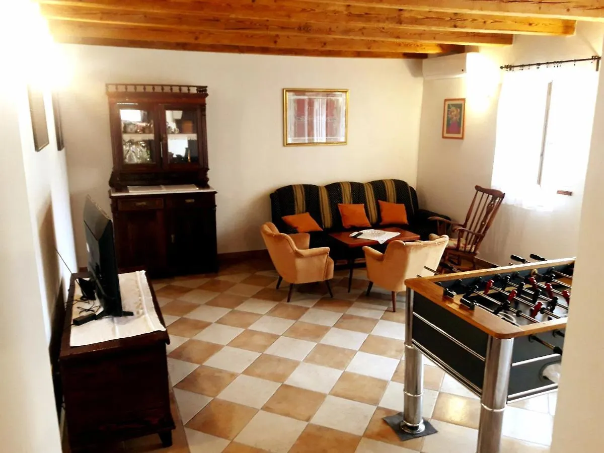 Holiday home Casa Istriana Nona Pina Villa Kastelir Croatia
