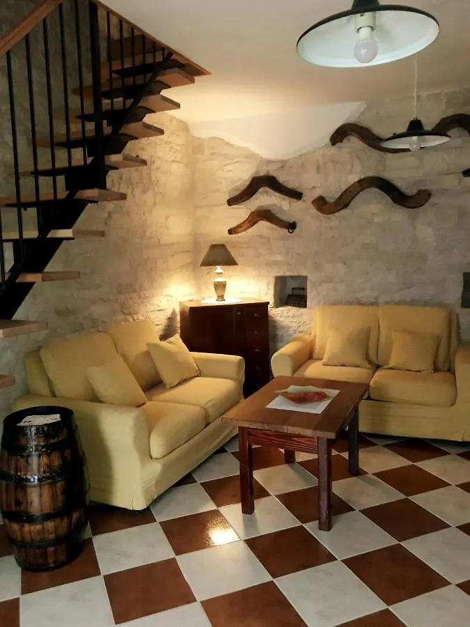 Casa Istriana Nona Pina Villa Kaštelir Nyaraló