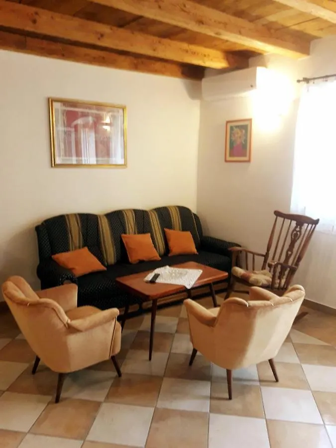 Holiday home Casa Istriana Nona Pina Villa Kastelir Croatia