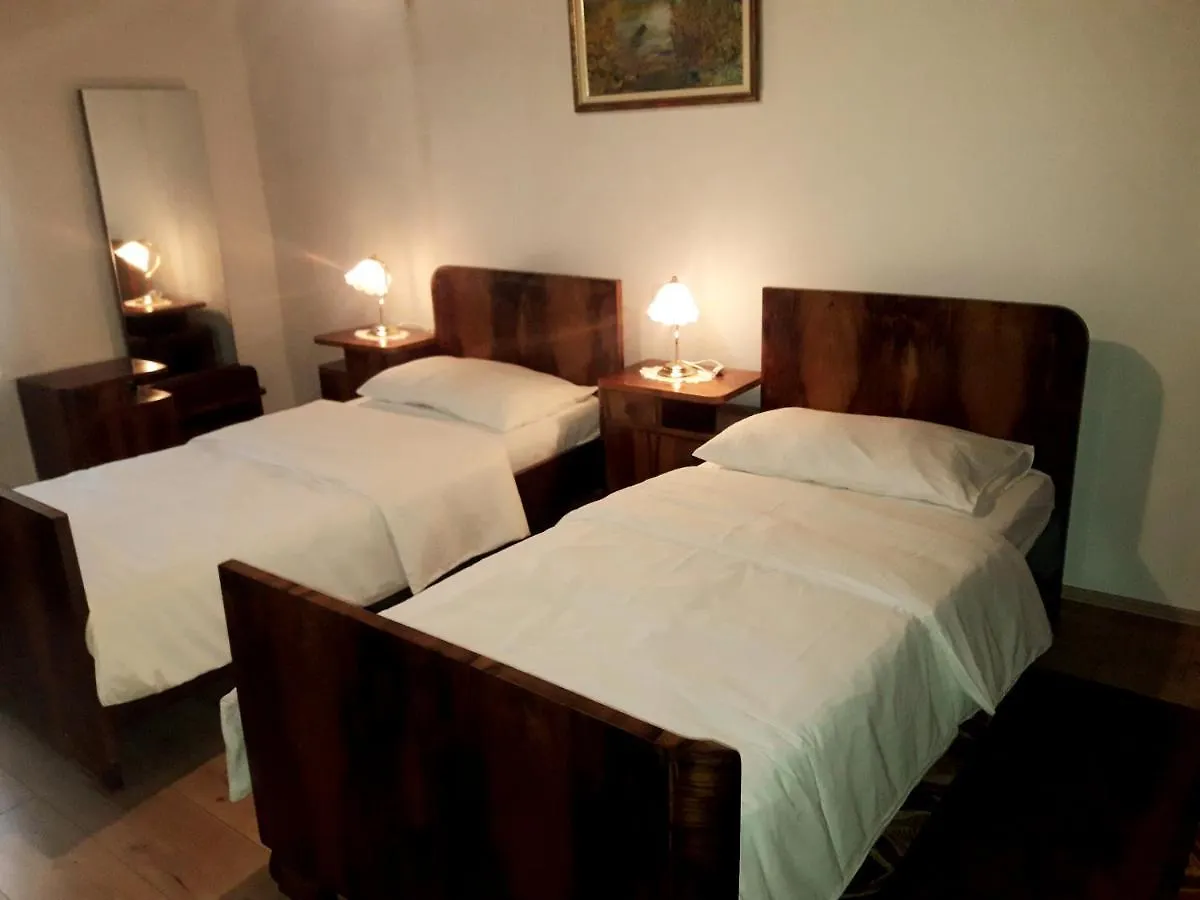 Casa Istriana Nona Pina Villa Kaštelir Nyaraló
