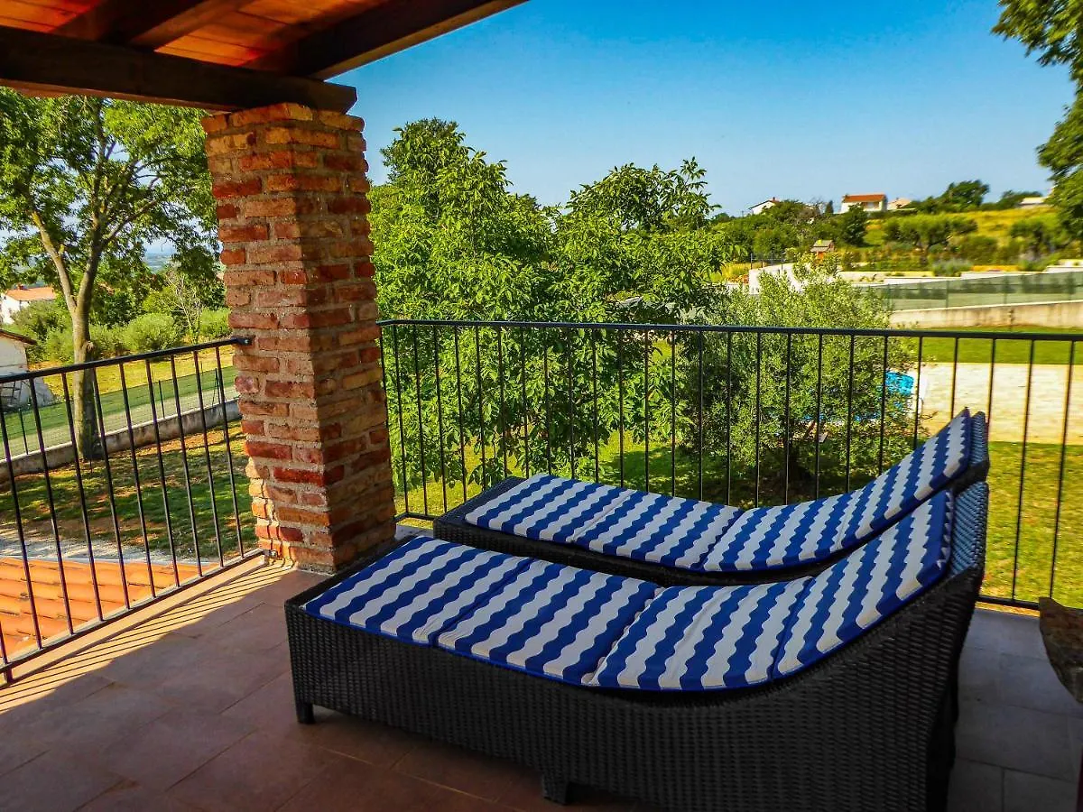 Casa Istriana Nona Pina Villa Kastelir 0*,  Croatia